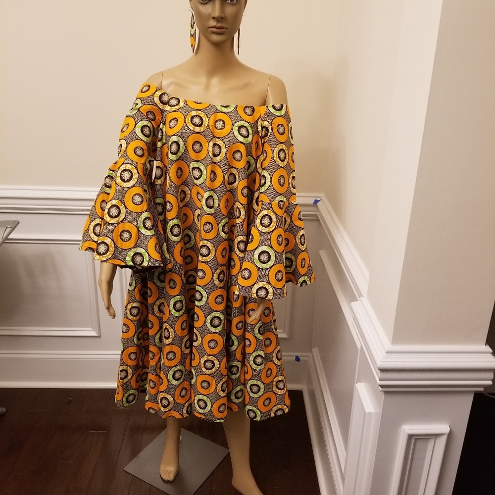 African print  free dress with matching earings
